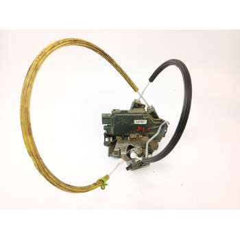 CERRADURA PUERTA TRASERA IZQUIERDA 4B0839015 