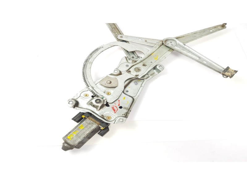 Recambio de elevalunas delantero derecho para bmw serie 3 compacto (e36) 1.7 318tds referencia OEM IAM 51331977610 67628360978 