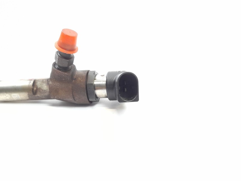 Recambio de inyector para ford focus berlina (cak) 1.8 tddi turbodiesel cat referencia OEM IAM   