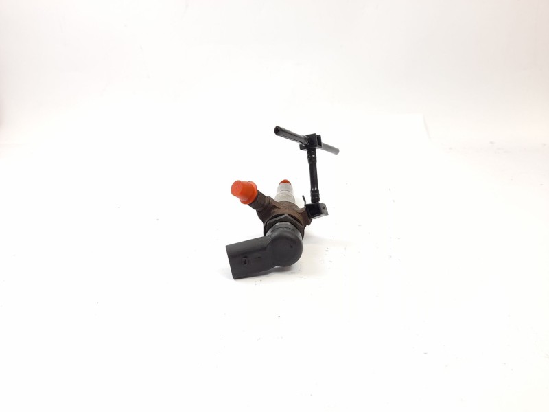 Recambio de inyector para ford focus berlina (cak) 1.8 tddi turbodiesel cat referencia OEM IAM   