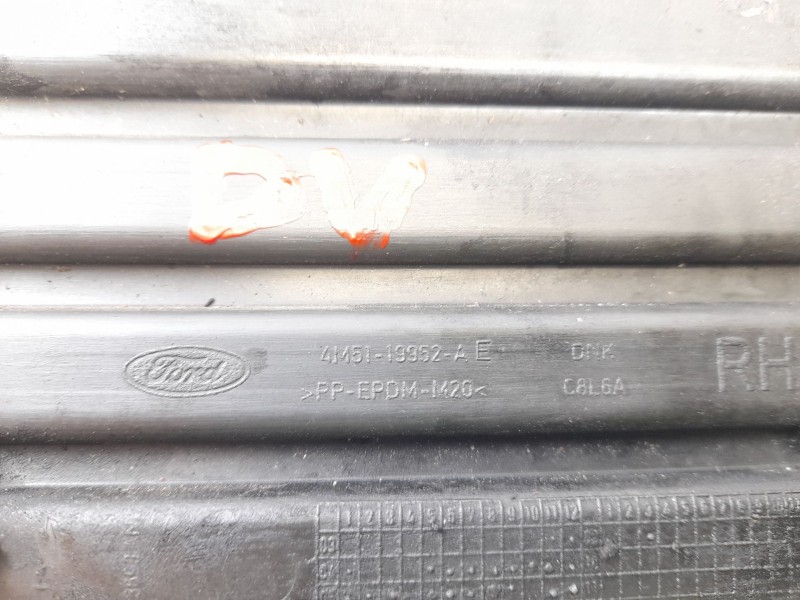 Recambio de moldura para ford focus berlina (cak) 1.8 tddi turbodiesel cat referencia OEM IAM 4M5119952  