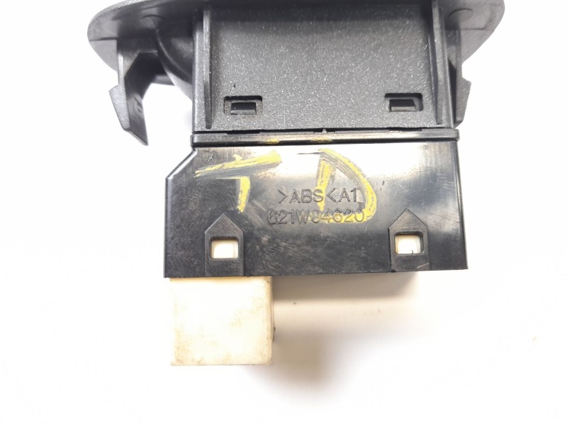 Recambio de mando elevalunas trasero derecho para hyundai accent sedán (lc) 1.5 crdi referencia OEM IAM 621W04620  