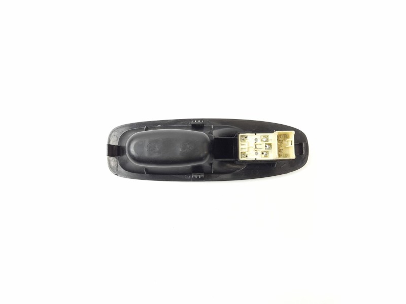 Recambio de mando elevalunas delantero derecho para hyundai accent sedán (lc) 1.5 crdi referencia OEM IAM 621W04620  