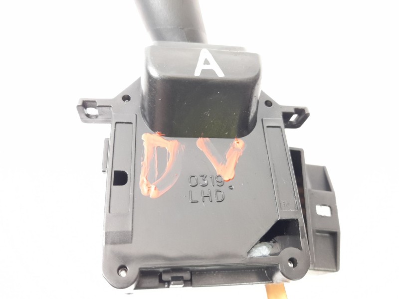 Recambio de mando limpia para hyundai accent sedán (lc) 1.5 crdi referencia OEM IAM 0319LHD  