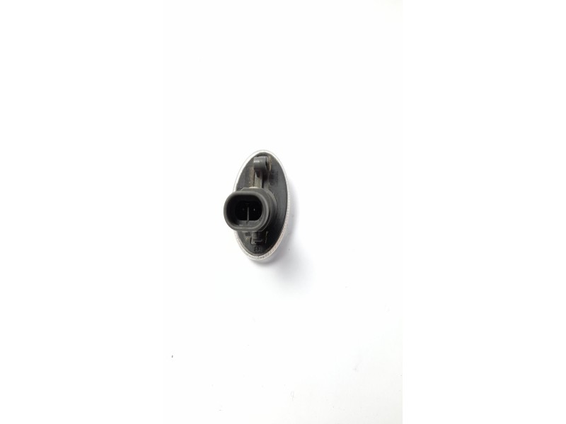 Recambio de piloto lateral derecho para opel meriva enjoy referencia OEM IAM 24413624  