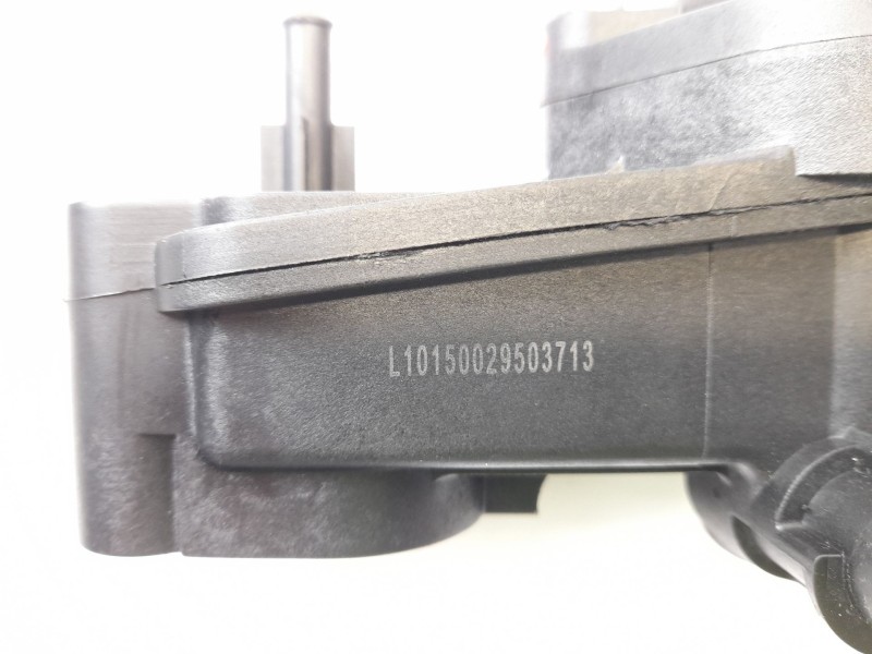 Recambio de termostato para ford focus berlina (cak) 1.8 tddi turbodiesel cat referencia OEM IAM L10150029503713  