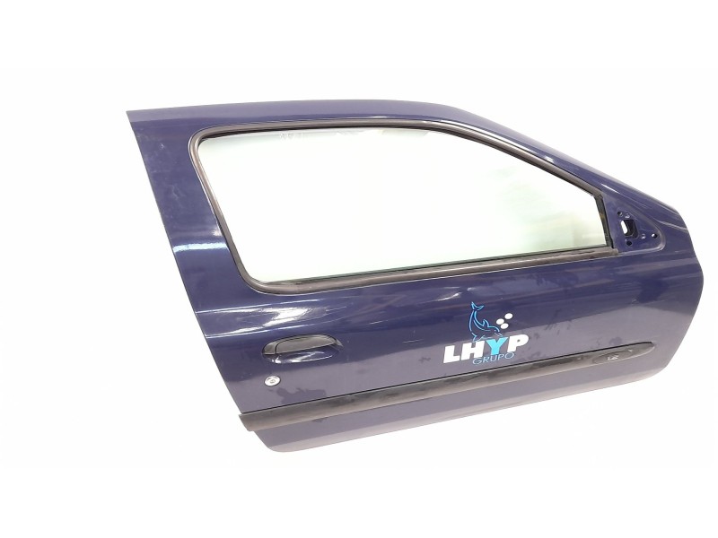 Recambio de puerta delantera derecha para renault clio ii fase i (b/cbo) 1.2 referencia OEM IAM   