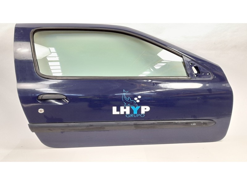 Recambio de puerta delantera derecha para renault clio ii fase i (b/cbo) 1.2 referencia OEM IAM   