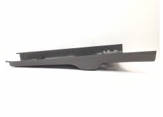 Recambio de moldura para iveco daily iii caja/chasis 65 c 15 referencia OEM IAM 500314019 500326192 500312450 2