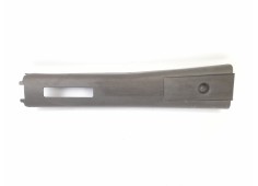 Recambio de moldura para iveco daily iii caja/chasis 65 c 15 referencia OEM IAM 500337384 500337386 