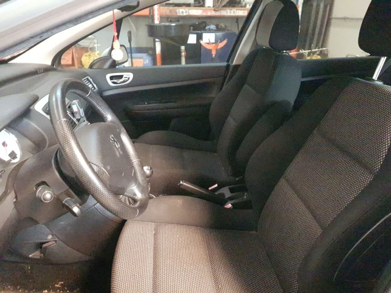 peugeot 307 5p xs+hdi del año 2007