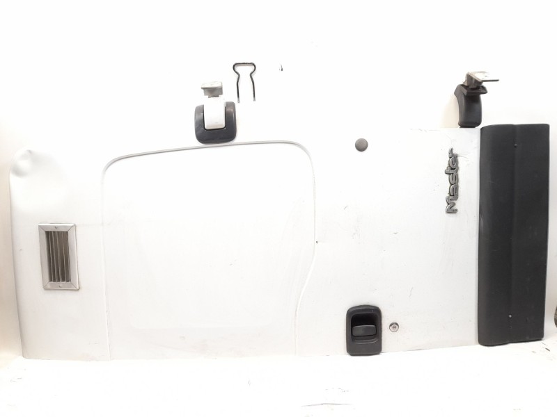 Recambio de porton trasero derecho para renault master ii furgon (fd) 2.5dci referencia OEM IAM   