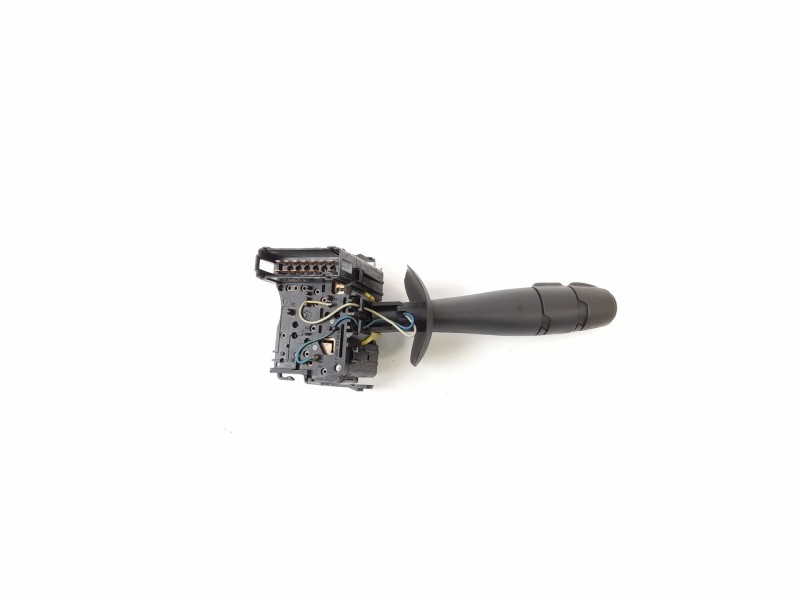 Recambio de mando intermitentes para renault master ii furgon (fd) 2.5dci referencia OEM IAM 8200251704  345640023