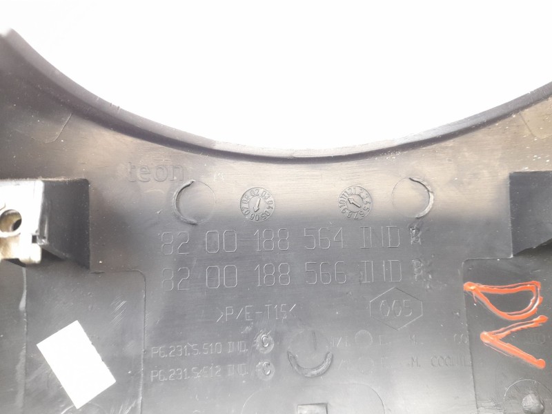 Recambio de moldura para renault master ii furgon (fd) 2.5dci referencia OEM IAM 8200188564  8200188566