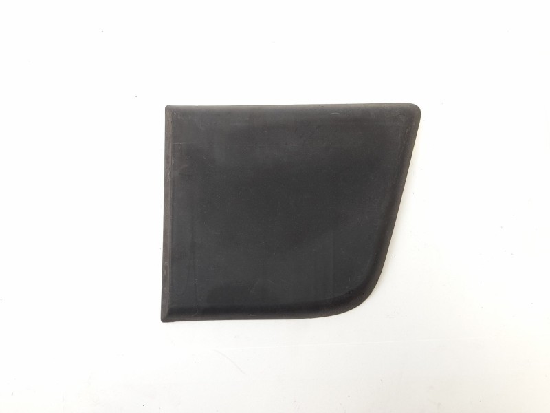 Recambio de moldura para citroen jumper furgon 2.2hdi 120 referencia OEM IAM 1306611070  