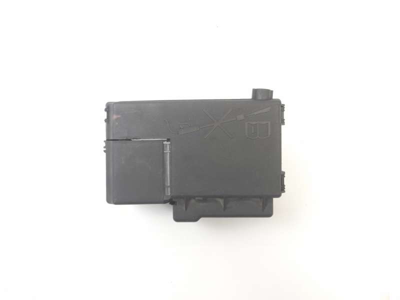 CAJA RELES / FUSIBLES 9696422706 