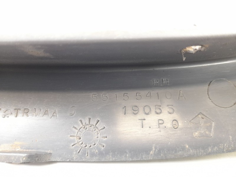 Recambio de moldura para jeep gr.cherokee i (zj) 2.5 td 4x4 (z) referencia OEM IAM 55155410A  