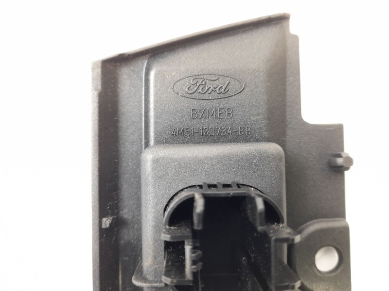 Recambio de moldura para ford focus berlina (cak) 1.8 tddi turbodiesel cat referencia OEM IAM 4M5113D734BB  