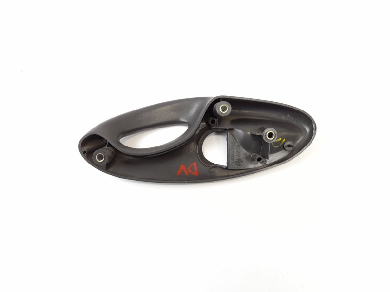 Recambio de moldura para fiat punto berlina (188) 1.2 16v referencia OEM IAM A739  