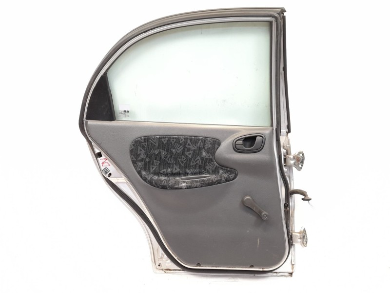 Recambio de puerta trasera izquierda para daewoo lanos i referencia OEM IAM   