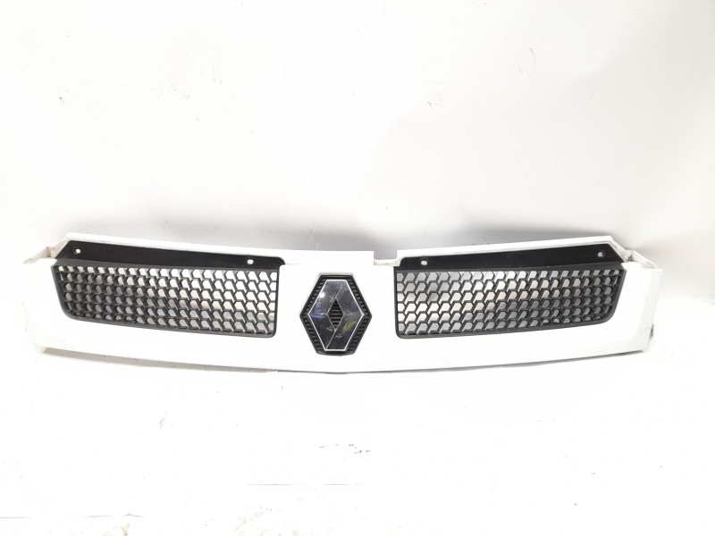 Recambio de rejilla delantera para renault master ii furgon (fd) 2.5dci referencia OEM IAM 8200233765  