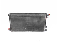 Recambio de radiador agua para renault master ii furgon (fd) 2.5dci referencia OEM IAM 8200406699  