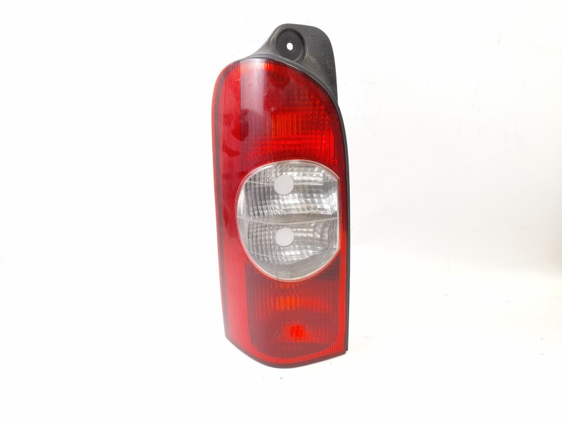 Recambio de piloto trasero izquierdo para renault master ii furgon (fd) 2.5dci referencia OEM IAM 8200171472  