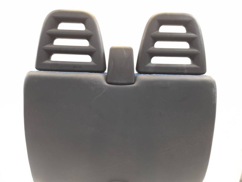 Recambio de asiento delantero derecho para iveco daily iii caja/chasis 65 c 15 referencia OEM IAM   