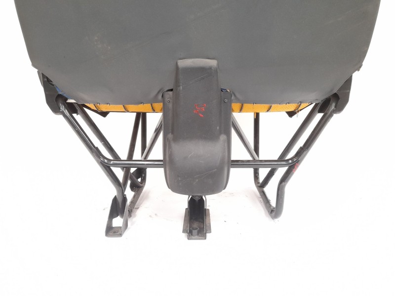 Recambio de asiento delantero derecho para iveco daily iii caja/chasis 65 c 15 referencia OEM IAM   