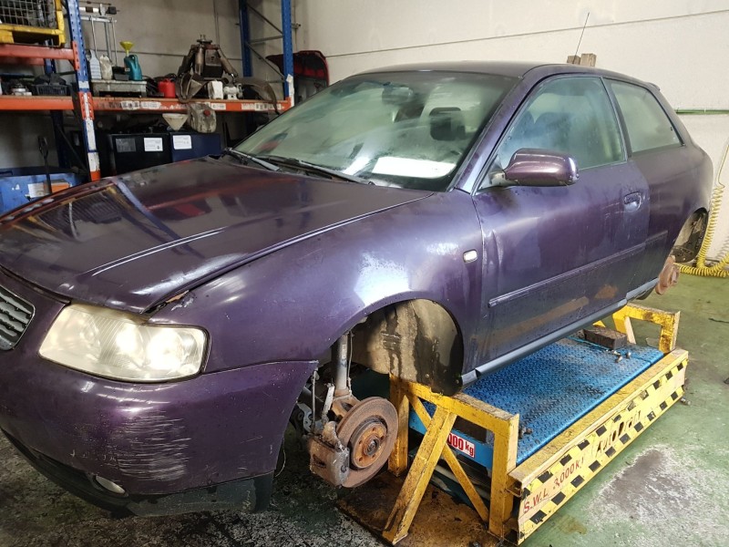 audi a3 (8l1) 1.9 tdi 5 velocidades del año 2002