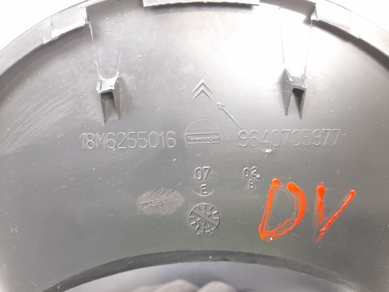 Recambio de moldura para citroen c2 1.4 hdi referencia OEM IAM 9640705977  18M6255016