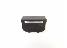 Recambio de moldura para peugeot partner kombi confort referencia OEM IAM 9682107777  