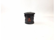 Recambio de rejilla del aire delantera central para renault master ii furgon (fd) 2.5dci referencia OEM IAM R6231S600   2