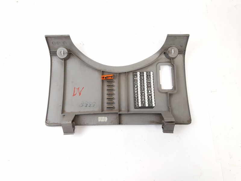 Recambio de moldura para renault master ii furgon (fd) 2.5dci referencia OEM IAM 8200188563 R6231S050 R6231S390