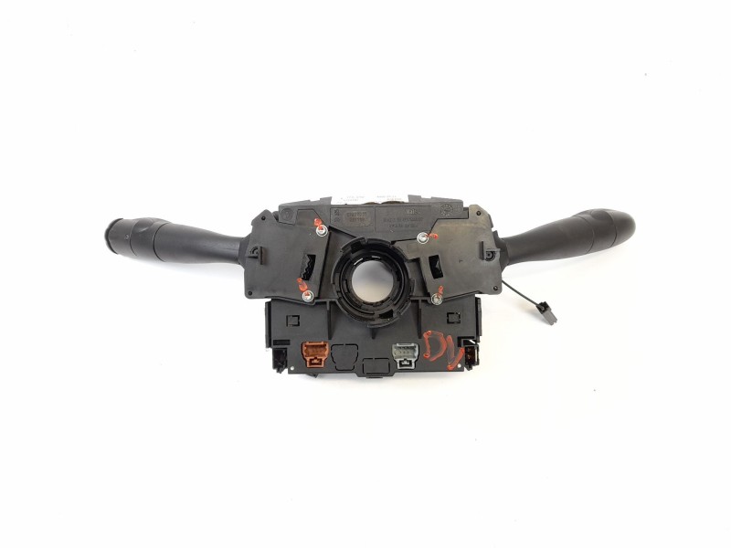 Recambio de mando volante para citroen c2 1.4 hdi referencia OEM IAM 96576769XT COM2002 61776901