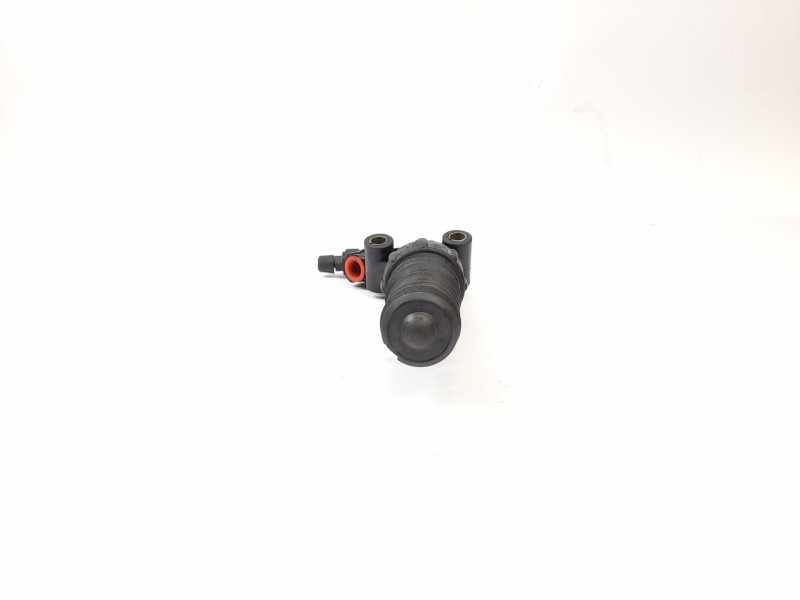 Recambio de bombin embrague para citroen c2 1.4 hdi referencia OEM IAM   