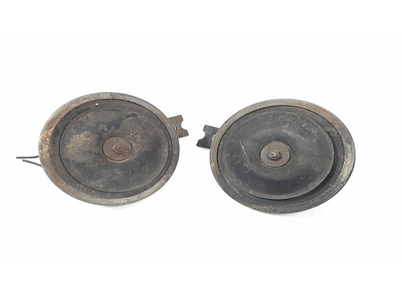 Recambio de claxon para mitsubishi montero (l040) 2.5 td (l044g, l049g) referencia OEM IAM   