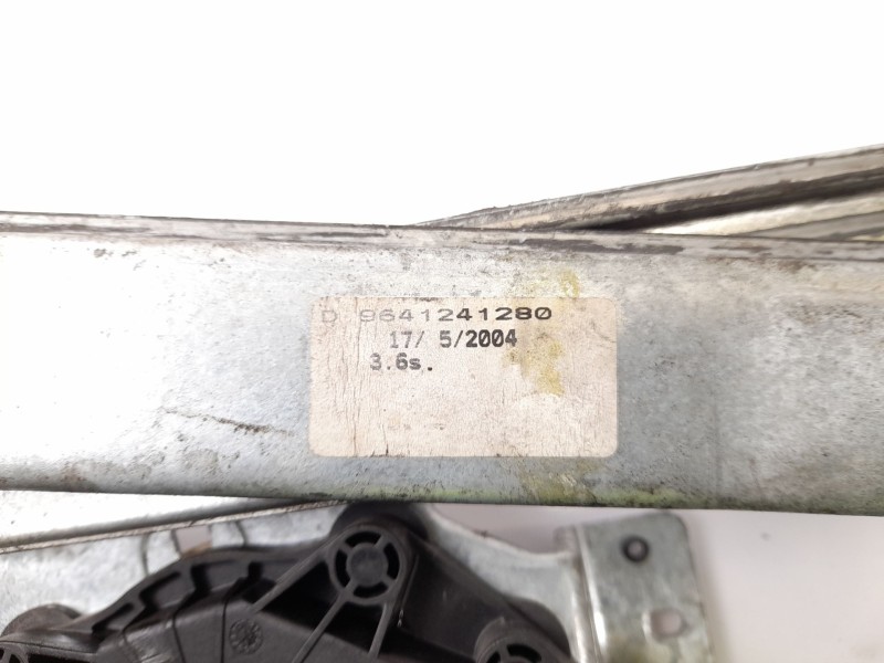 Recambio de elevalunas delantero derecho para citroen c2 1.4 hdi referencia OEM IAM 9641241280  36119604