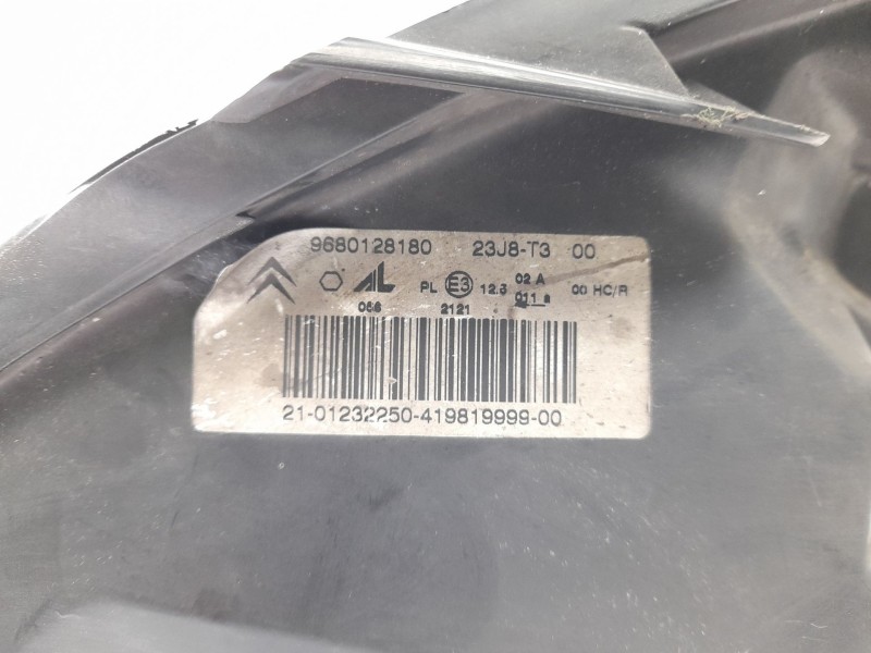 Recambio de faro derecho para citroen c2 1.4 hdi referencia OEM IAM 9680128180  41981748