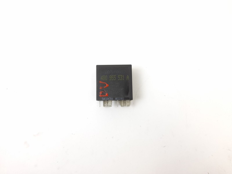 Recambio de rele para seat leon (1m1) 1.6 16 v referencia OEM IAM 4B0955531A  5WK10430A
