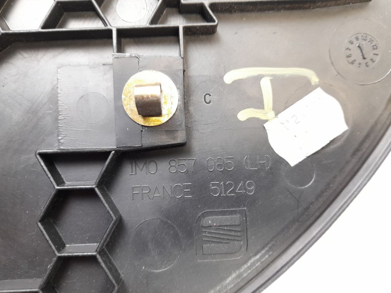 Recambio de moldura para seat leon (1m1) 1.6 16 v referencia OEM IAM 1M0857085  