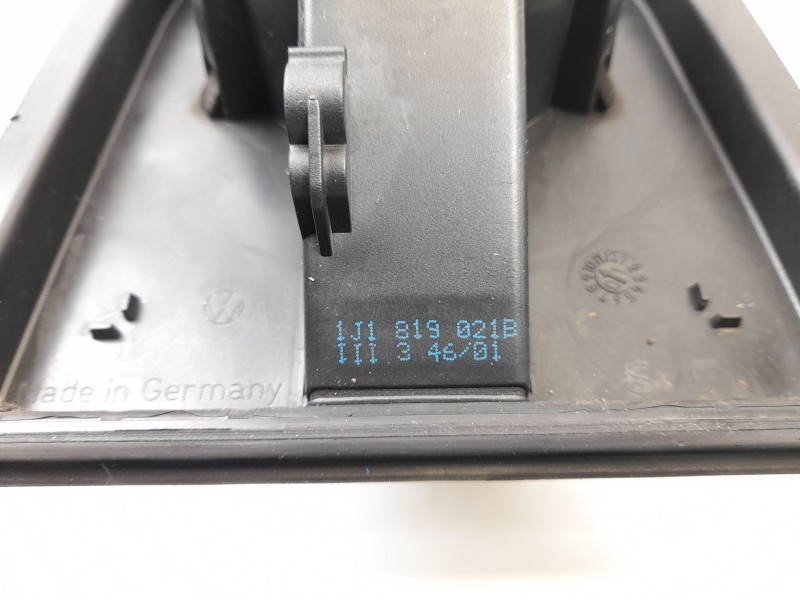 Recambio de ventilador calefaccion para seat leon (1m1) 1.6 16 v referencia OEM IAM 1J1819021B  H35657880E