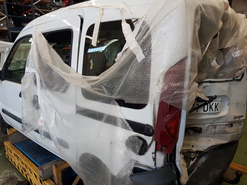 renault kangoo 1.2 i del año 2005