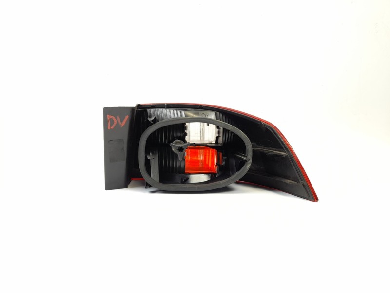 Recambio de piloto trasero izquierdo para renault laguna ii (bg0) 2.2 dci turbodiesel referencia OEM IAM 8200002473  