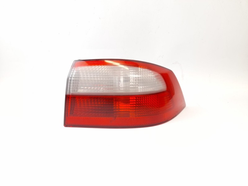 Recambio de piloto trasero derecho para renault laguna ii (bg0) 2.2 dci turbodiesel referencia OEM IAM 8200002474  