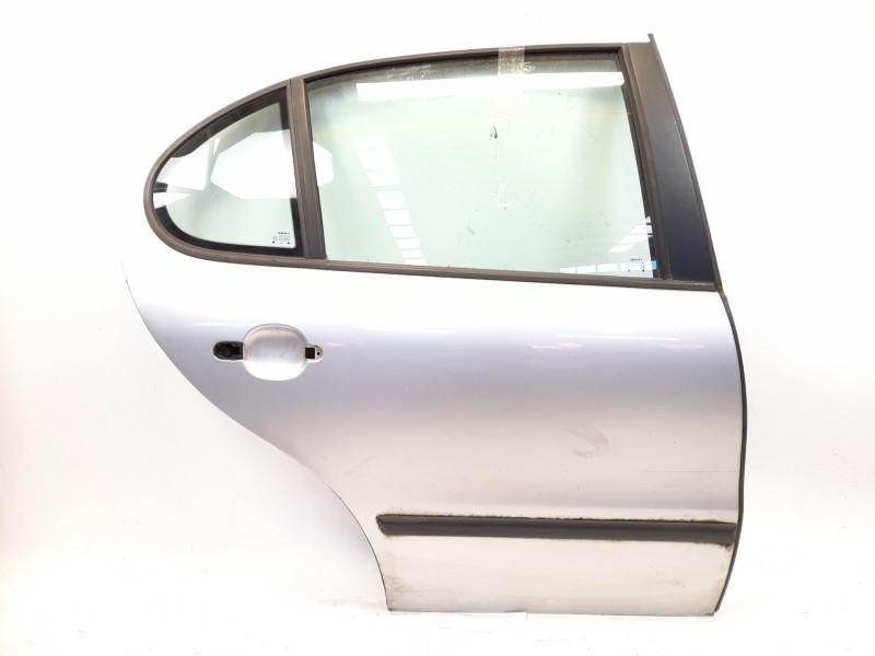 Recambio de puerta trasera derecha para seat leon (1m1) 1.6 16 v referencia OEM IAM   