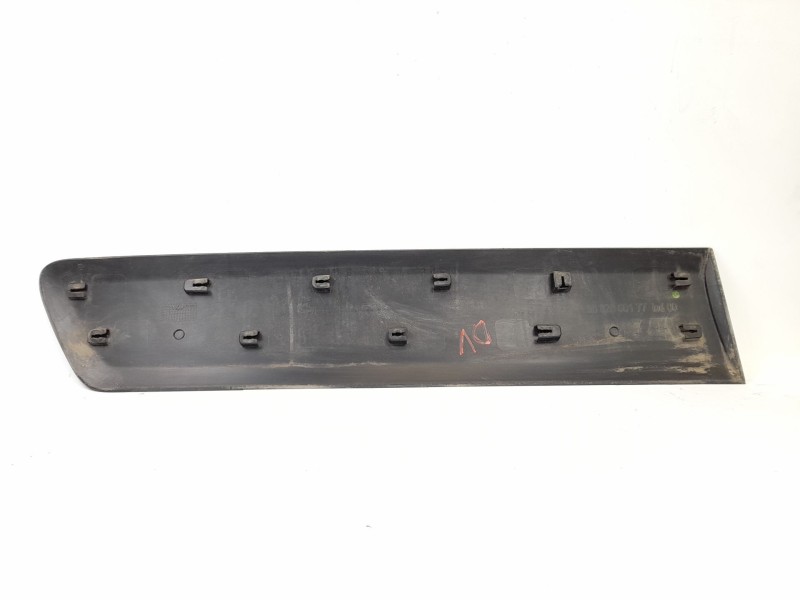 Recambio de moldura para peugeot partner kombi confort referencia OEM IAM 9682860177  C0092Y10