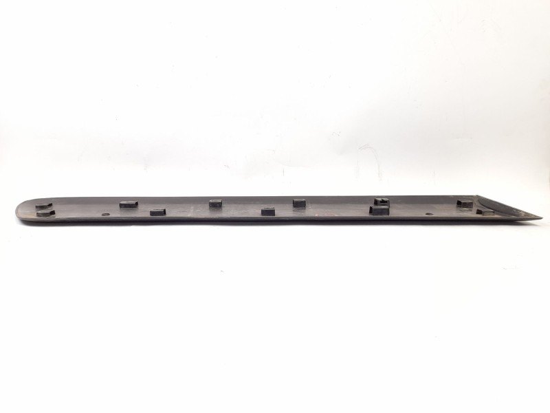 Recambio de moldura para peugeot partner kombi confort referencia OEM IAM 9682860177  C0092Y10