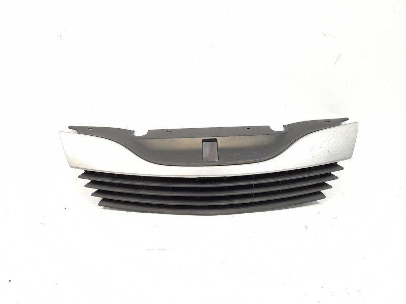 Recambio de rejilla delantera para renault laguna ii (bg0) 2.2 dci turbodiesel referencia OEM IAM 8200390126  