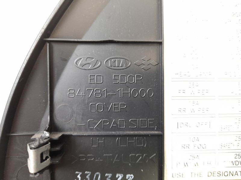 Recambio de moldura para kia pro ceed (ed) 2.0 crdi referencia OEM IAM 847811H000  